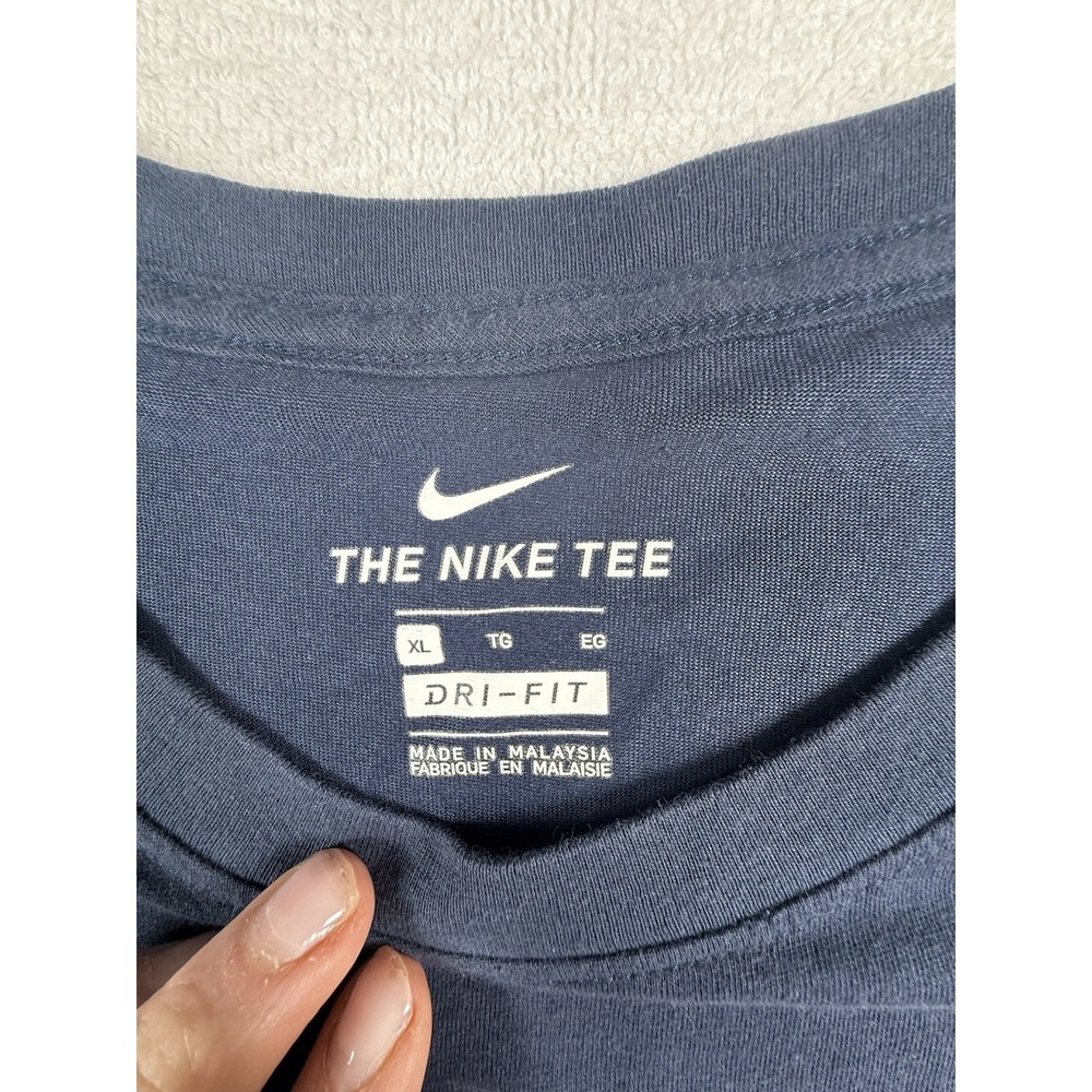 Nike Shirt Size XL The Nike Tee Short Sleeve Dri-Fit Cody Hudson Navy Tee - Picture 5 of 12